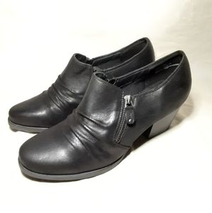 Wear Ever size 9 Heels